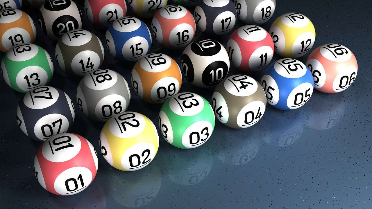 How-many-people-are-allowed-to-play-bingo-at-once.jpg