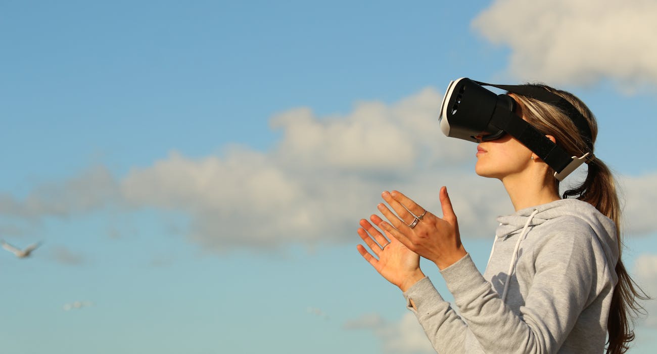 Unlocking-the-Potential-of-Virtual-Reality.jpg