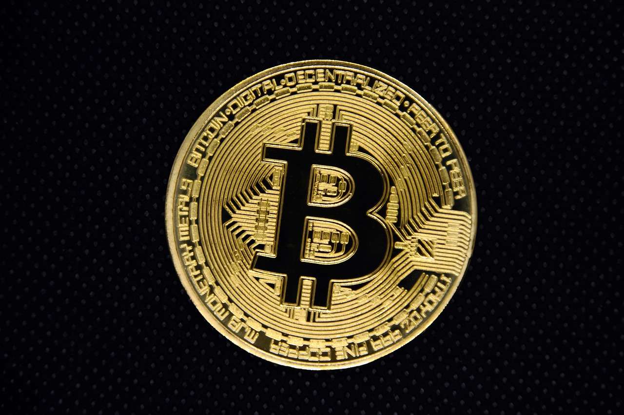 What-Makes-Bitcoin-A-Successful-Cryptocurrency.jpg